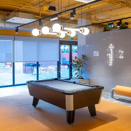 Residencia Universitaria Resa San Mames 빌바오