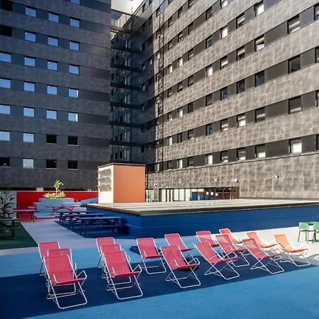 Residencia Universitaria San Mamés *