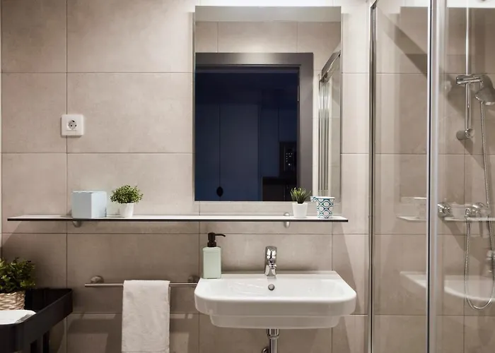 Residencia Universitaria Resa San Mames Διαμέρισμα *