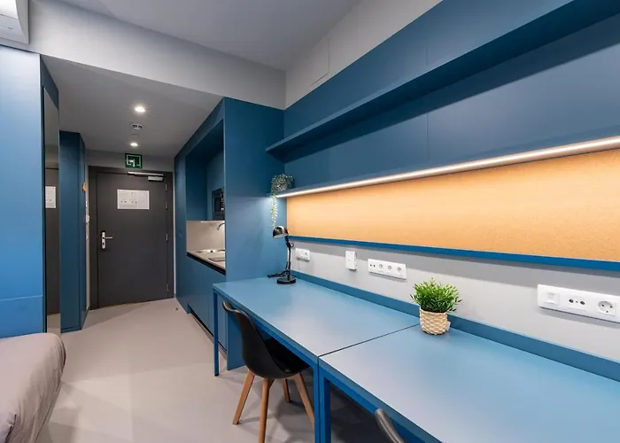 Residencia Universitaria Resa San Mames Διαμέρισμα