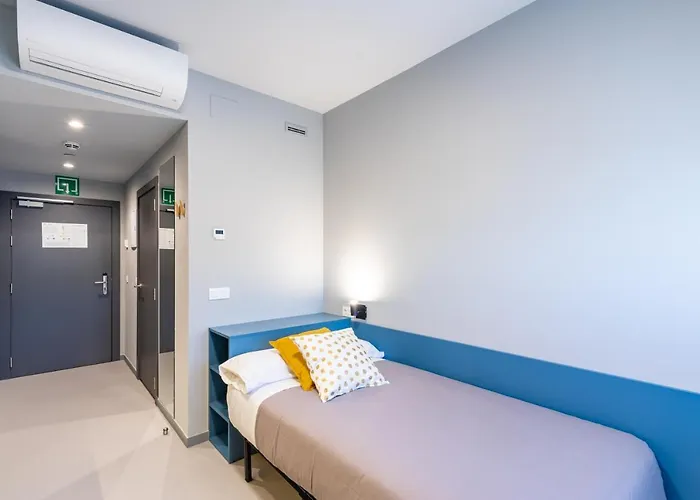 Residencia Universitaria Resa San Mames *