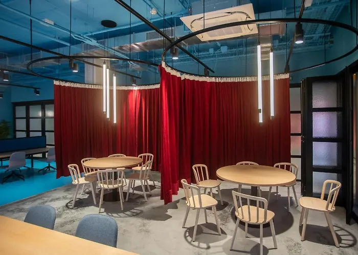 Residencia Universitaria Resa San Mames *