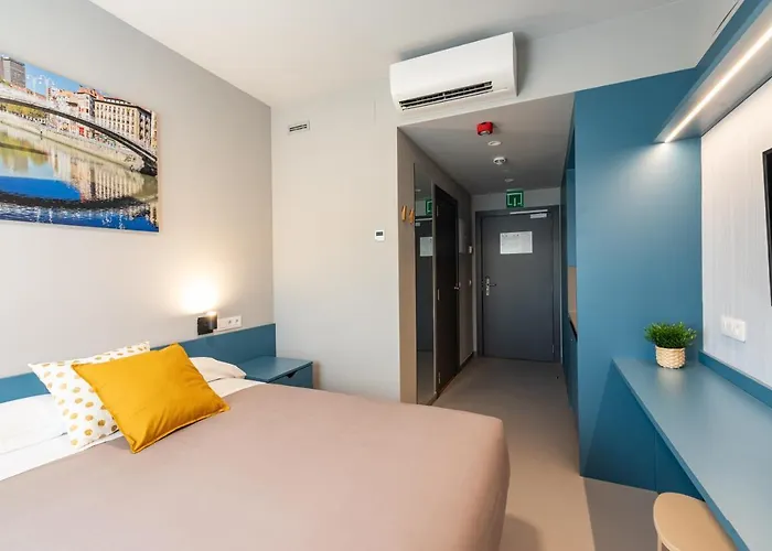 Residencia Universitaria Resa San Mames Bilbao